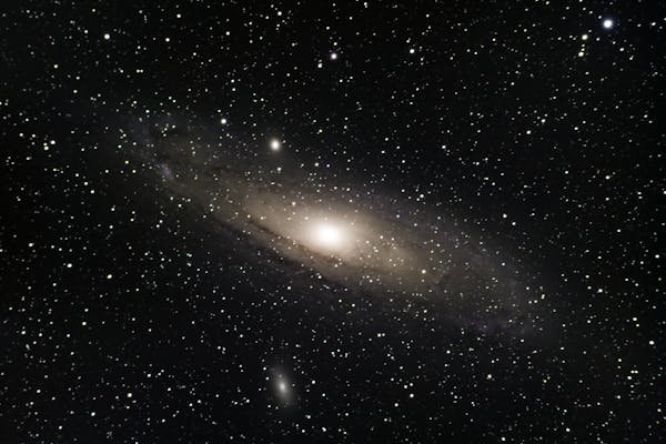 Webb Captures First Direct Image of an Exoplanet: HIP 65426 b